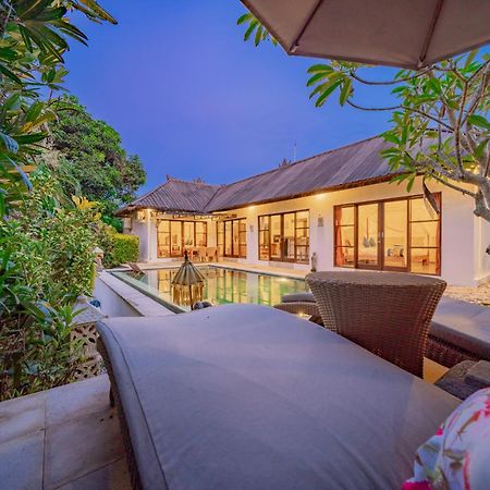 Bali Sunyi Villas Jimbaran Exteriör bild