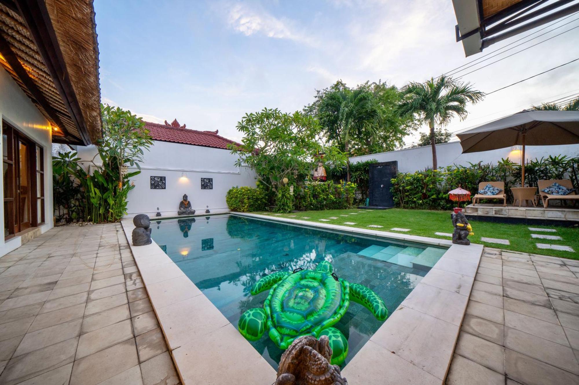 Bali Sunyi Villas Jimbaran Exteriör bild