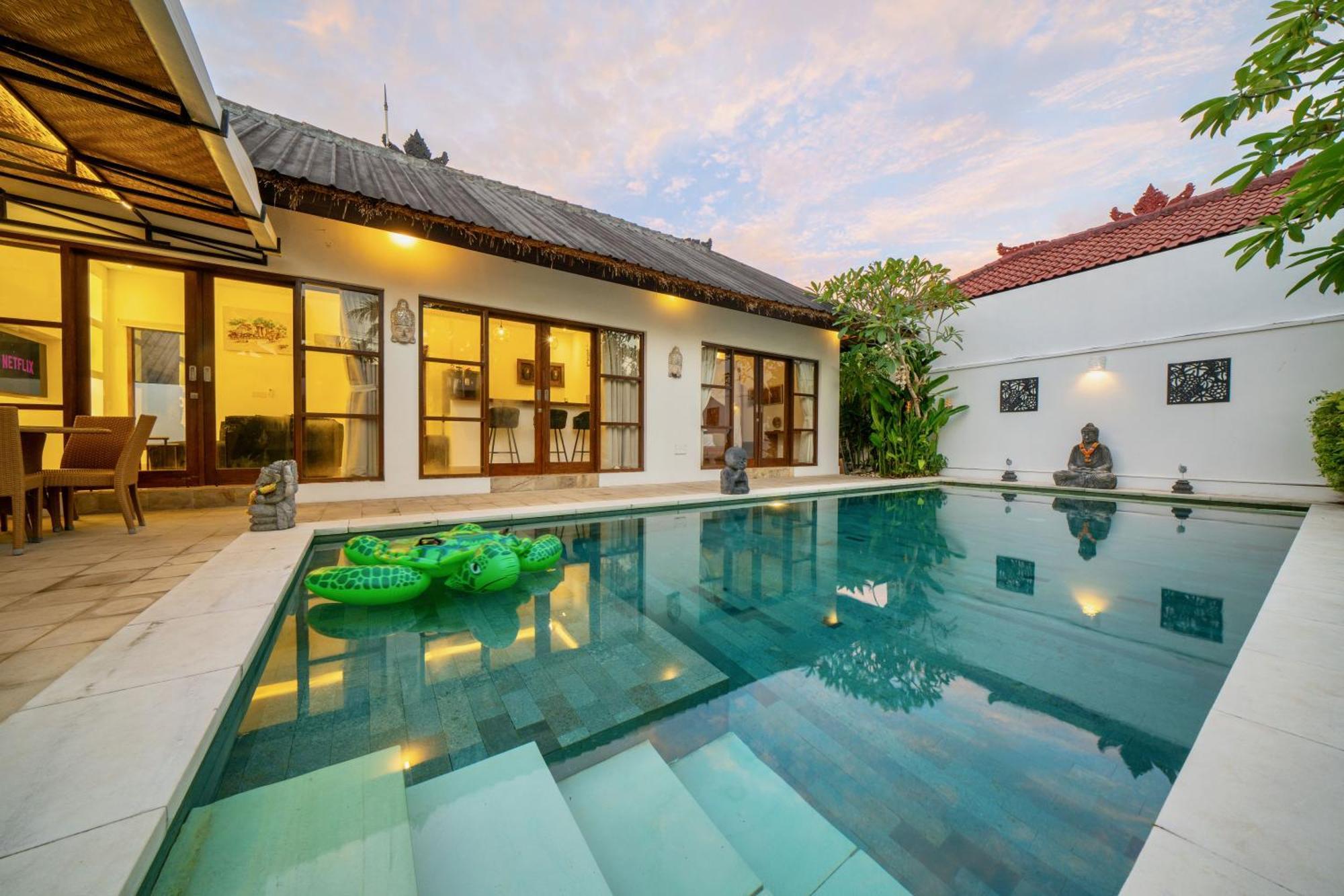 Bali Sunyi Villas Jimbaran Exteriör bild