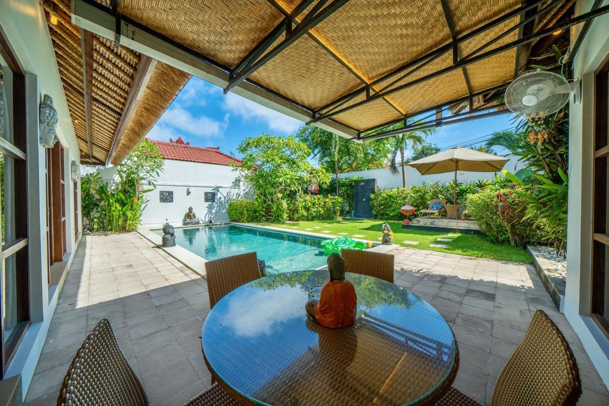 Bali Sunyi Villas Jimbaran Exteriör bild