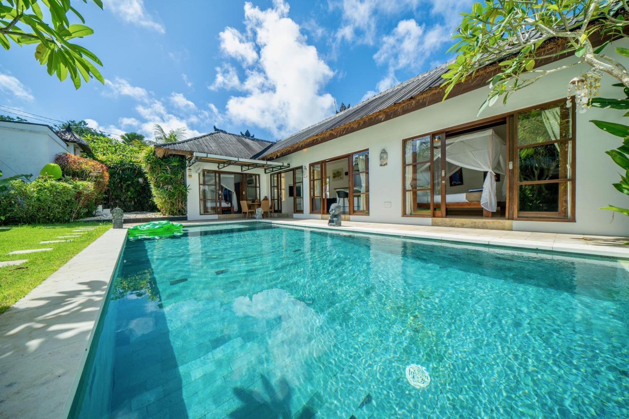 Bali Sunyi Villas Jimbaran Exteriör bild